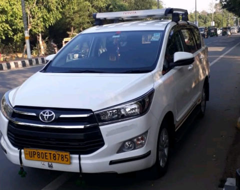 cabs in agra